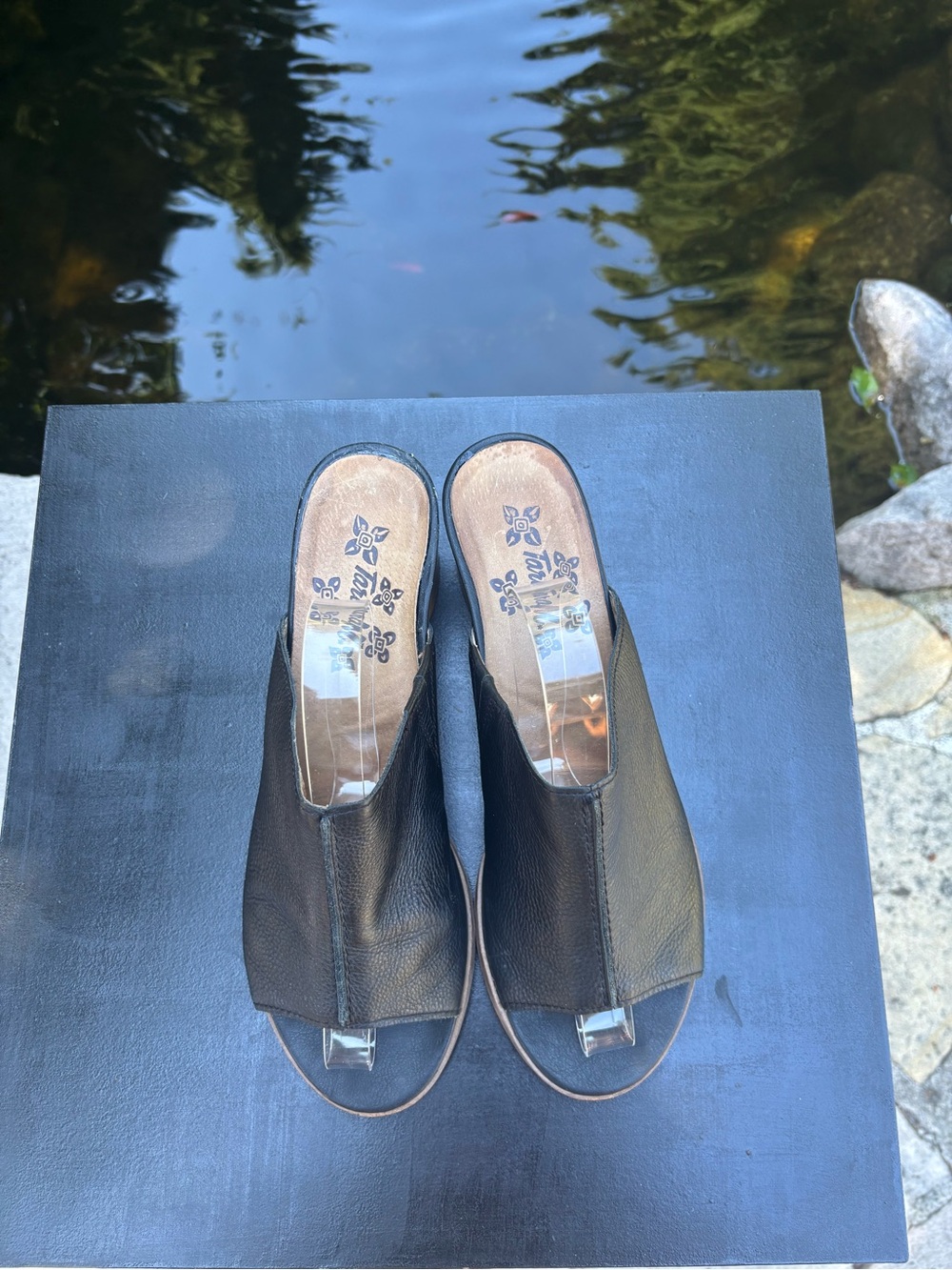 Tara M Imara Sandals SZ 11 - Picture 2 of 11